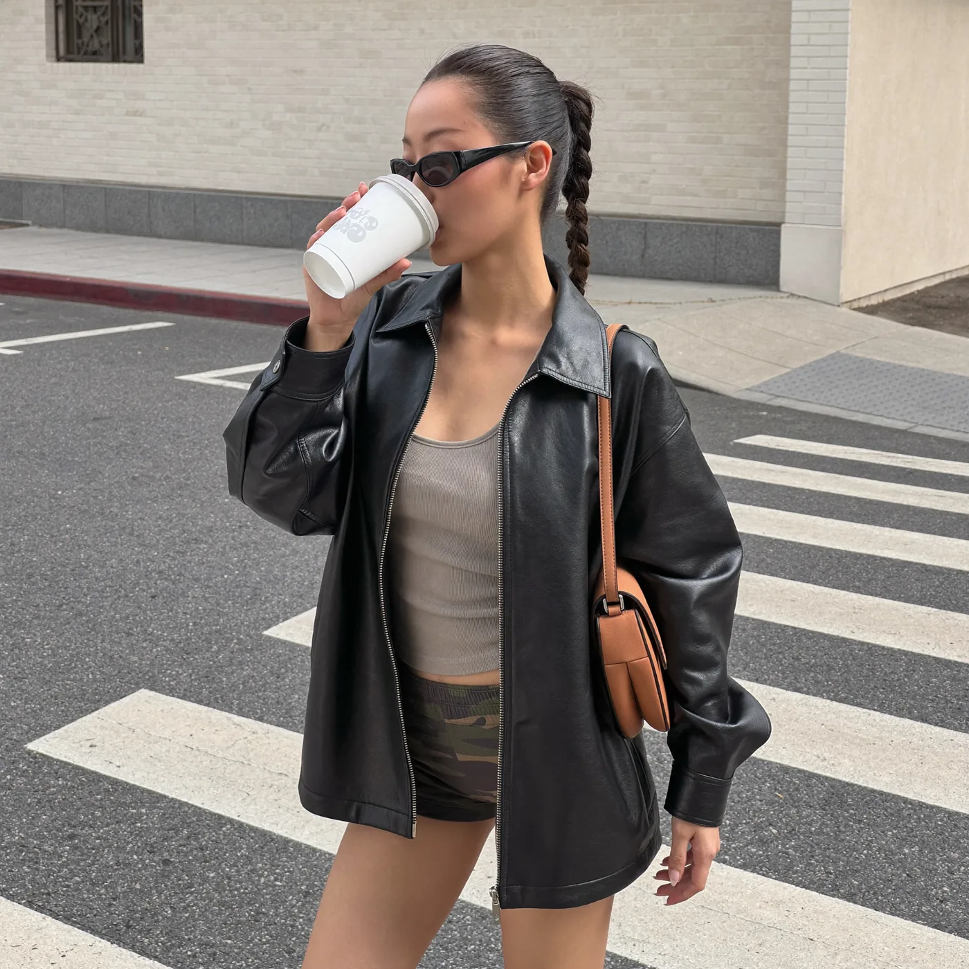 Woman wearing Buneri lederjacke damen outfit 13