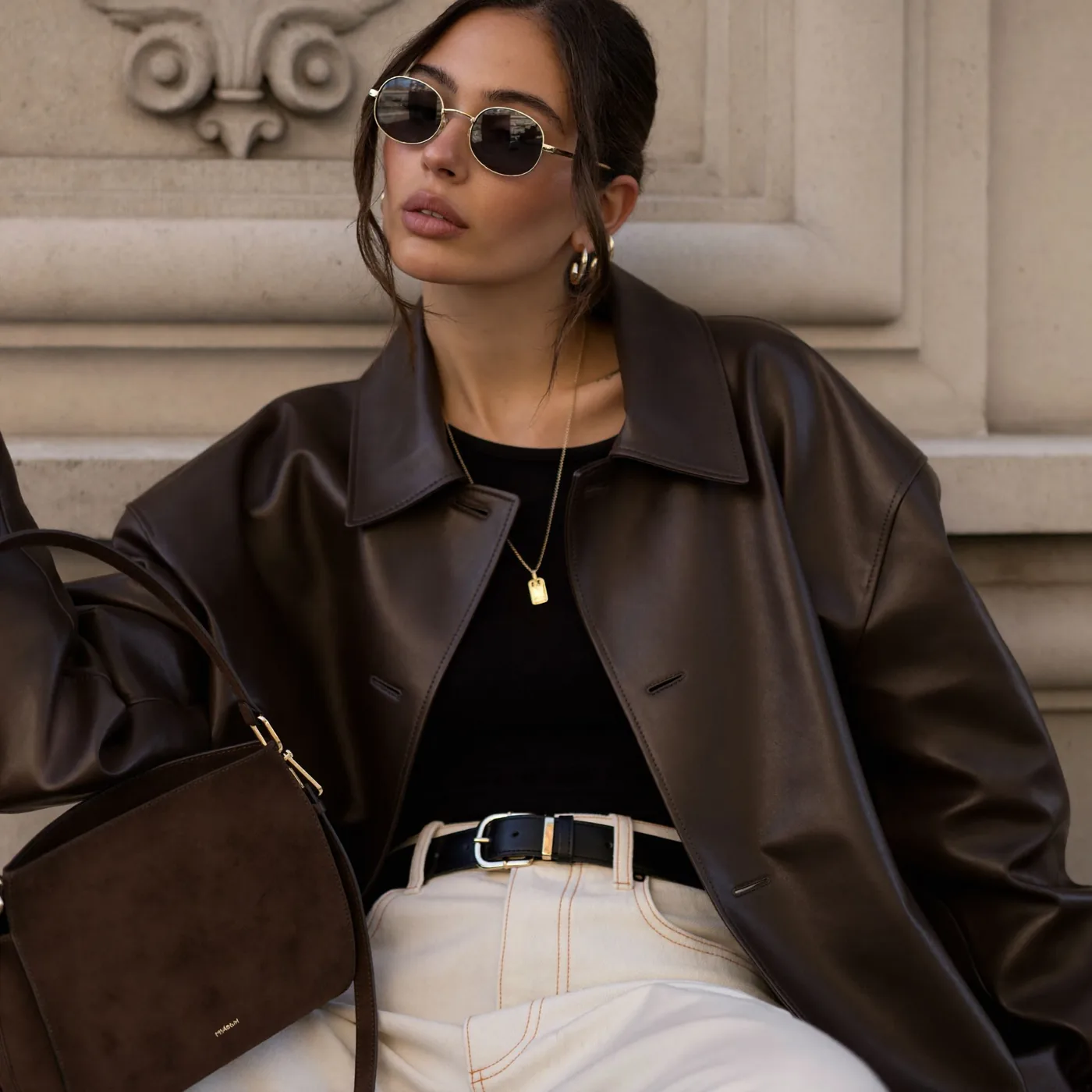 Woman wearing Buneri lederjacke kombinieren herbst 15