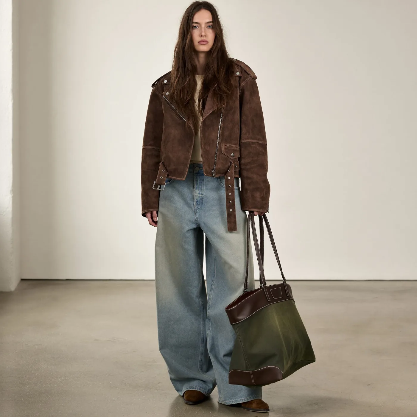 Woman wearing Buneri autumn outfit leather jacket 17