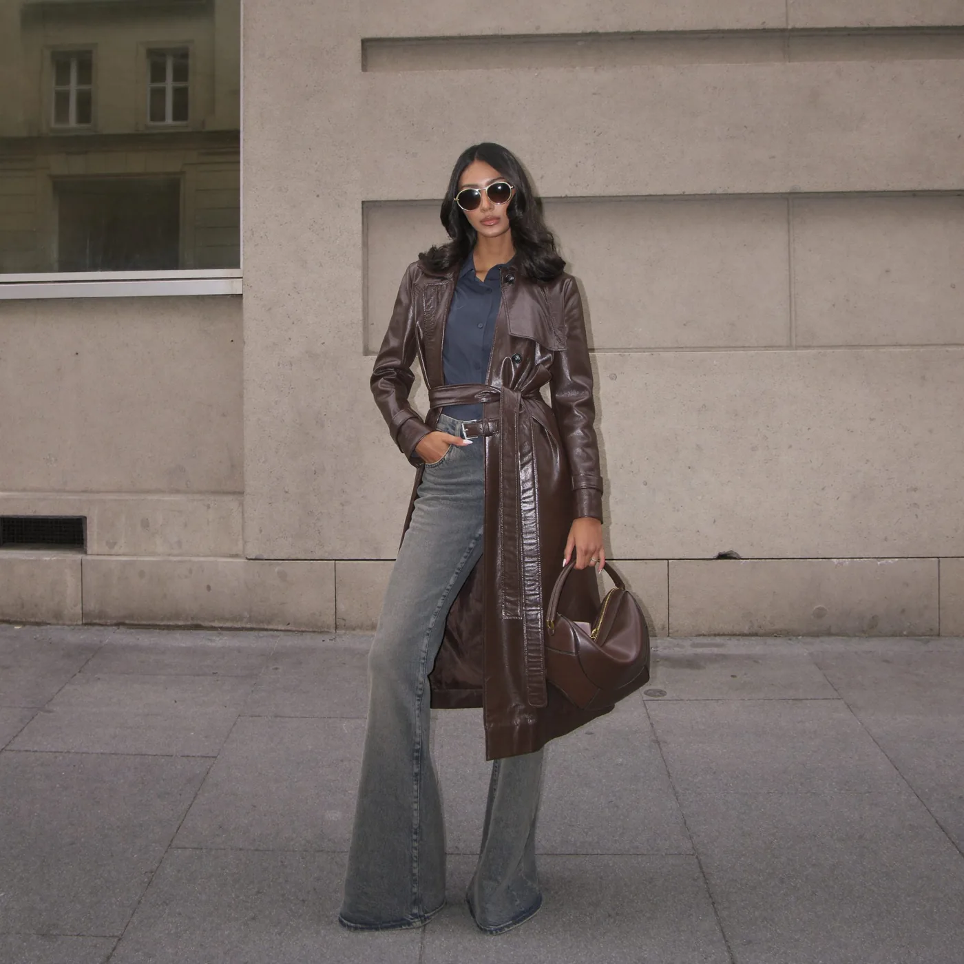 Woman wearing Buneri look cazadora cuero mujer 8