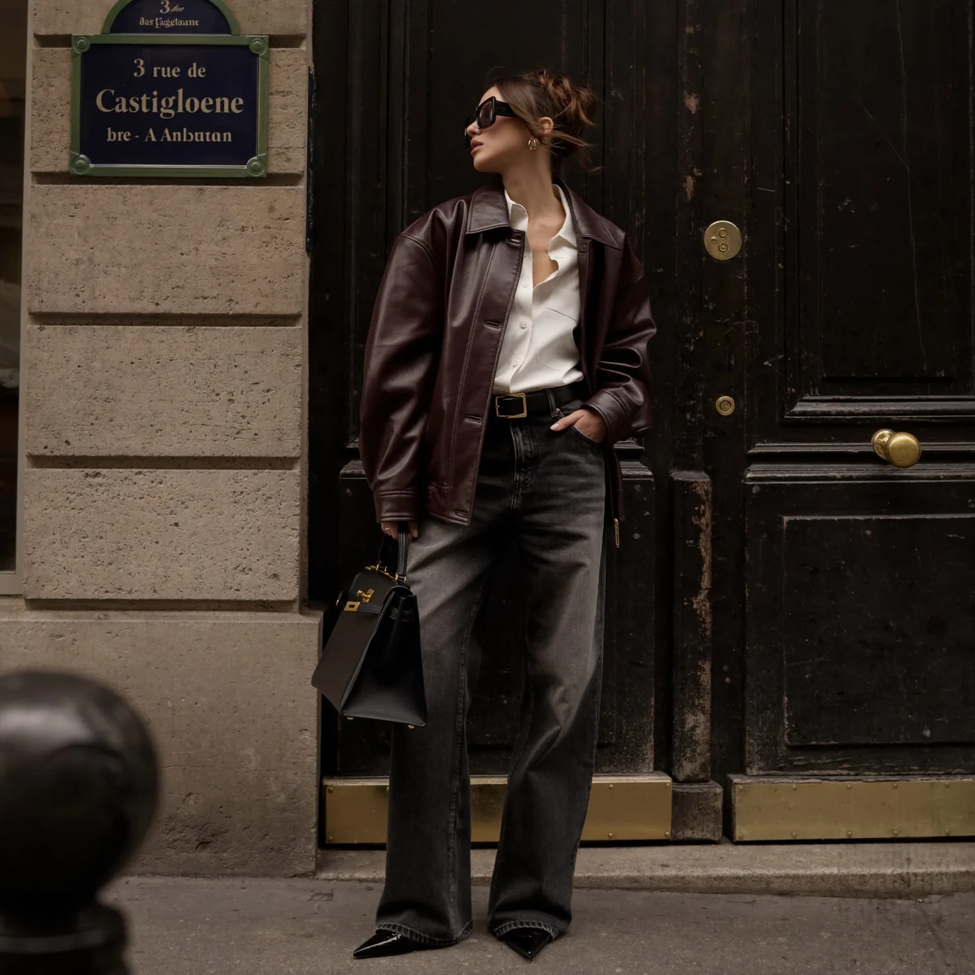 Woman wearing Buneri blouson cuir femme style 2