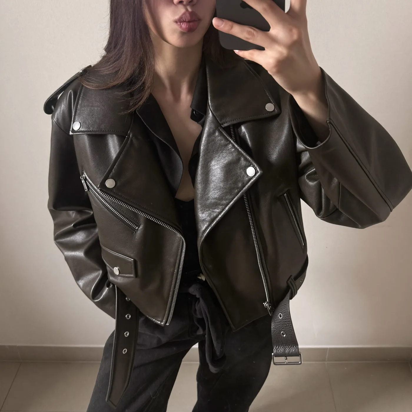 Woman wearing Buneri borkabat ruha inspiracio 15
