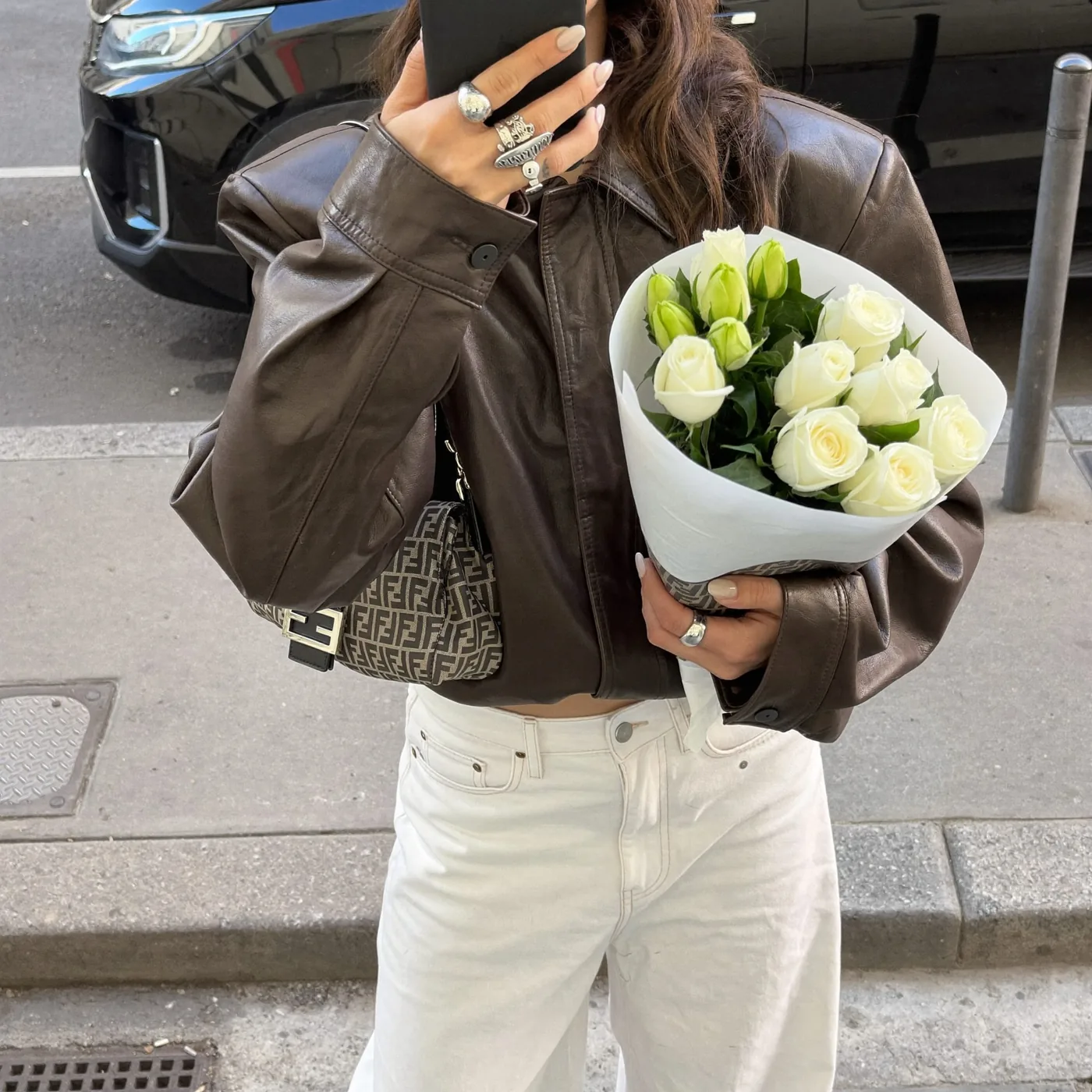 Woman wearing Buneri borkabat szett osz 8