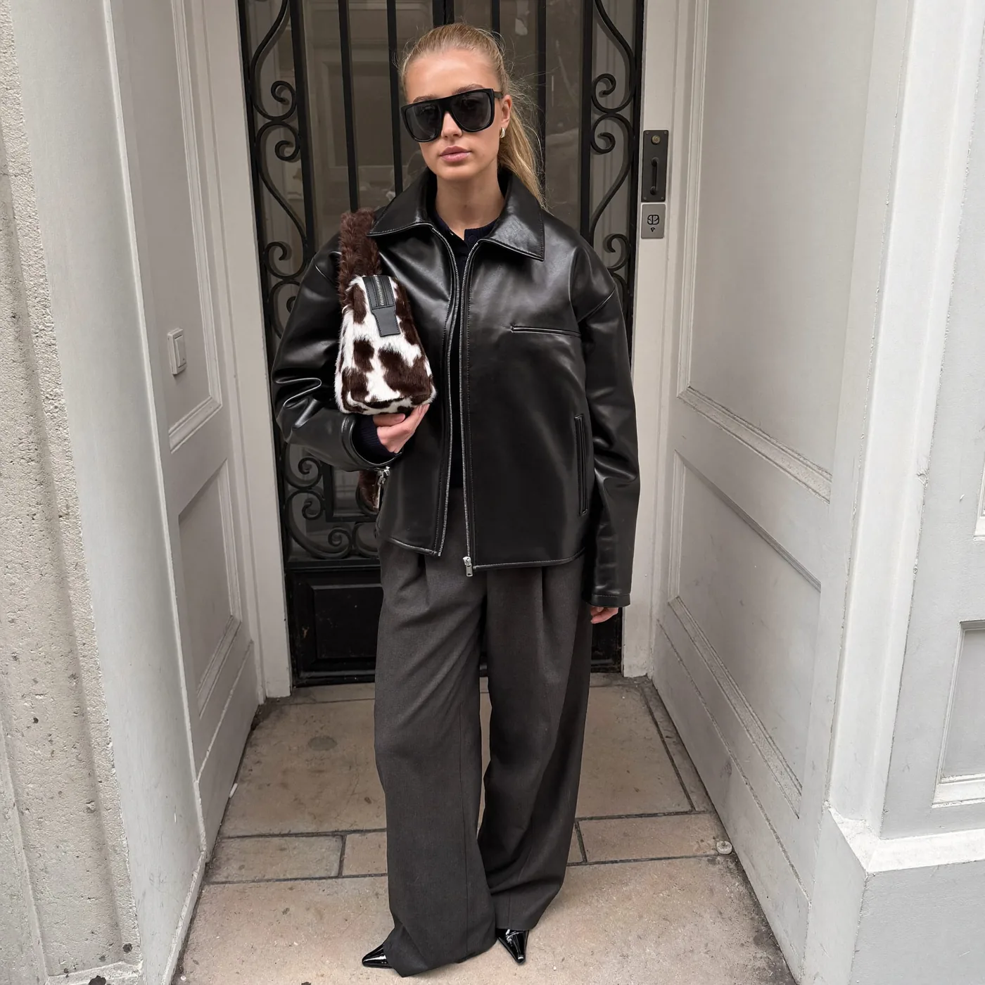 Woman wearing Buneri giacca di pelle stile autunno 18